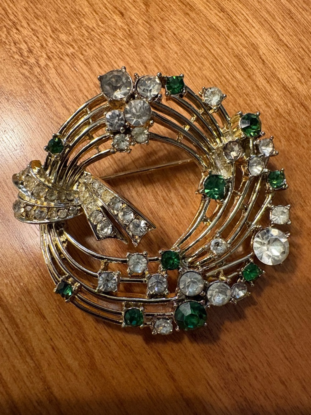 Vintage Coro Clear/Green Rhinestone Pin